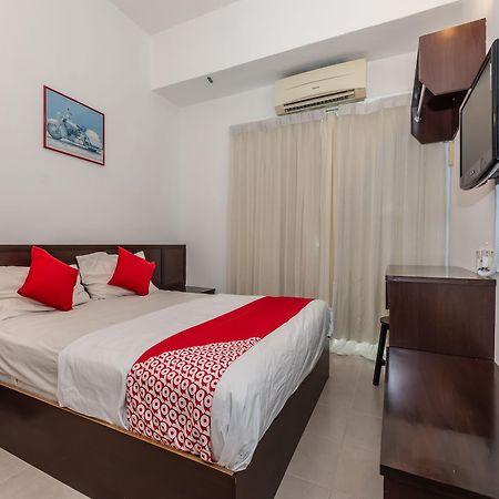 Oyo 1192 Hash House Hotel Malacca Eksteriør billede