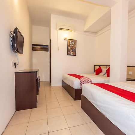 Oyo 1192 Hash House Hotel Malacca Eksteriør billede