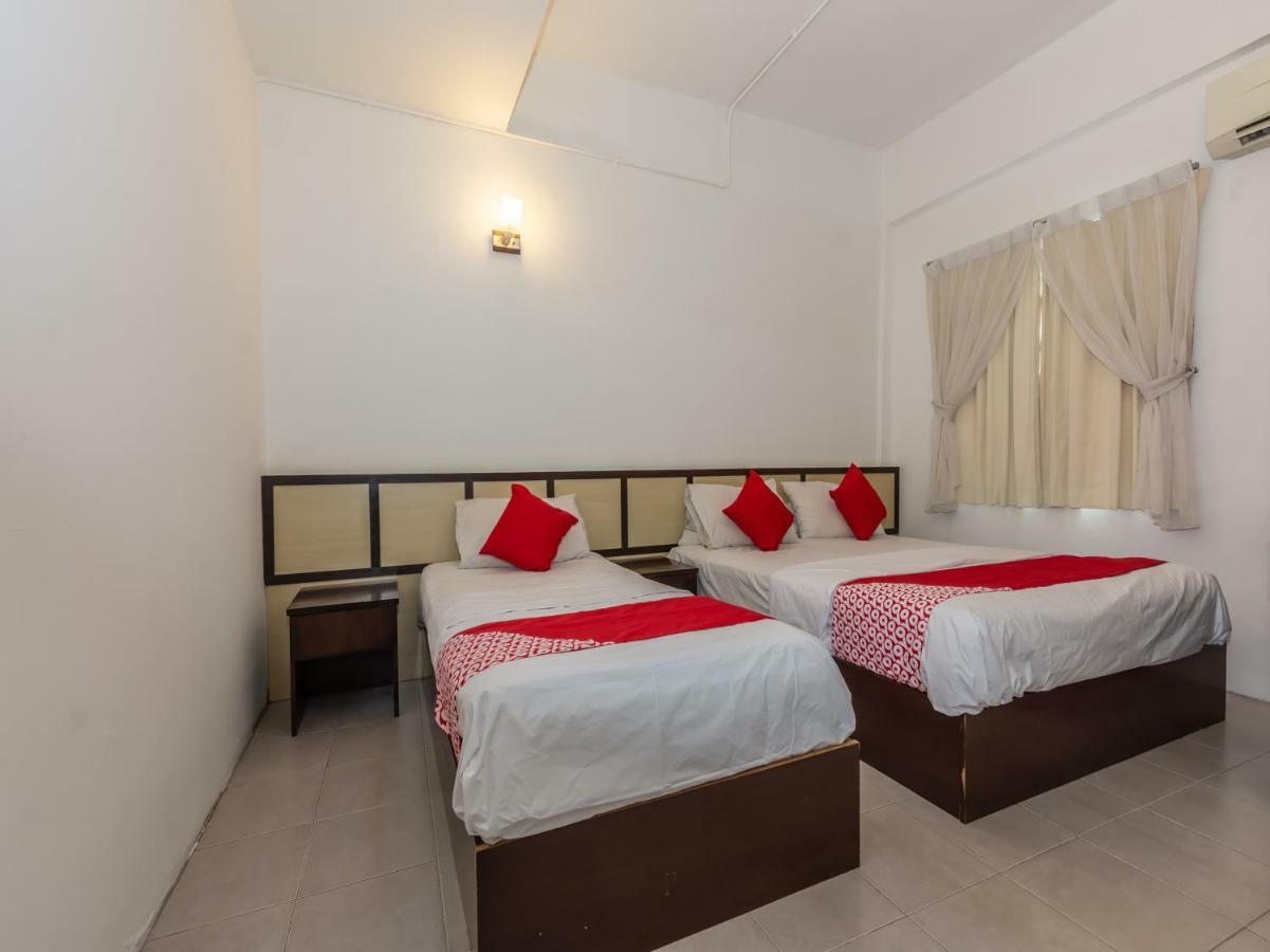 Oyo 1192 Hash House Hotel Malacca Eksteriør billede